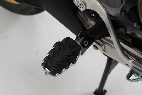 EVO Footrest Kit, Grey - Honda Africa Twin & Honda Transalp