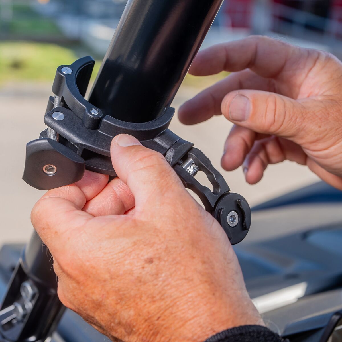 Sp Connect Phone Mount Roll Cage