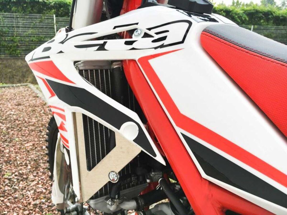 Axp Racing Radiator Guards Bet Xtrainer