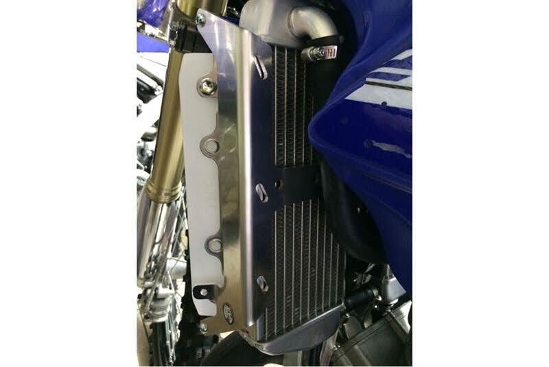 Axp Racing Radiator Guards Yz125 Bl