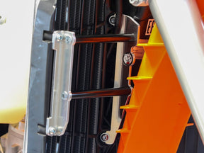 Axp Racing Radiator Guards Exc/F 24 Bk