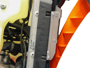 Axp Racing Radiator Guards Exc/F 24 Bk