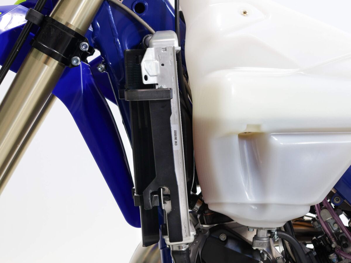 Axp Racing Radiator Guards Hdpe Bk