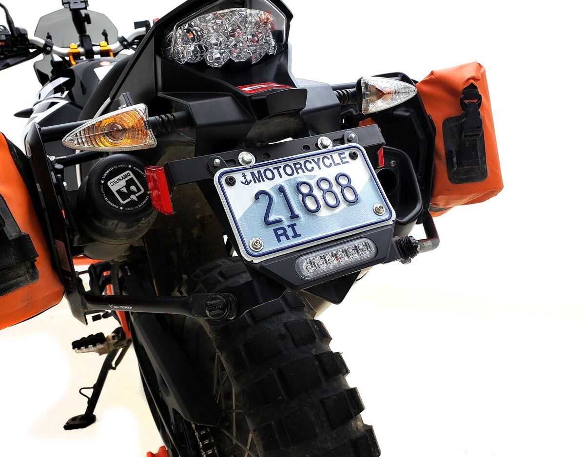 Denali B6 Light Kit W/ License Plate