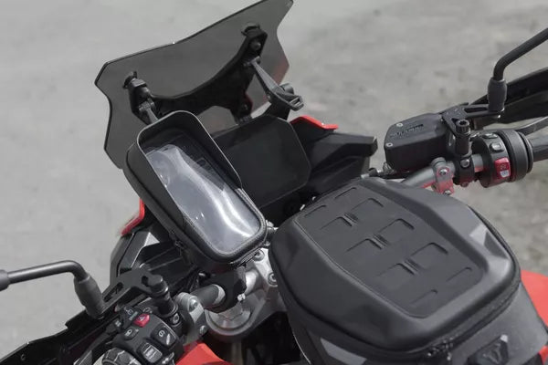 Universal GPS Mount Kit With Phone Case