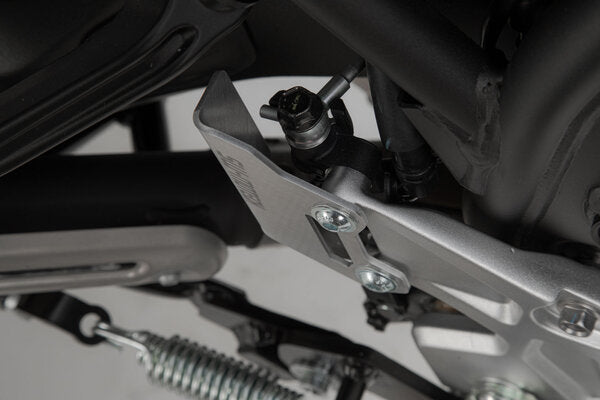 Brake Cylinder Guard, Silver - 19+ Yamaha Ténéré 700